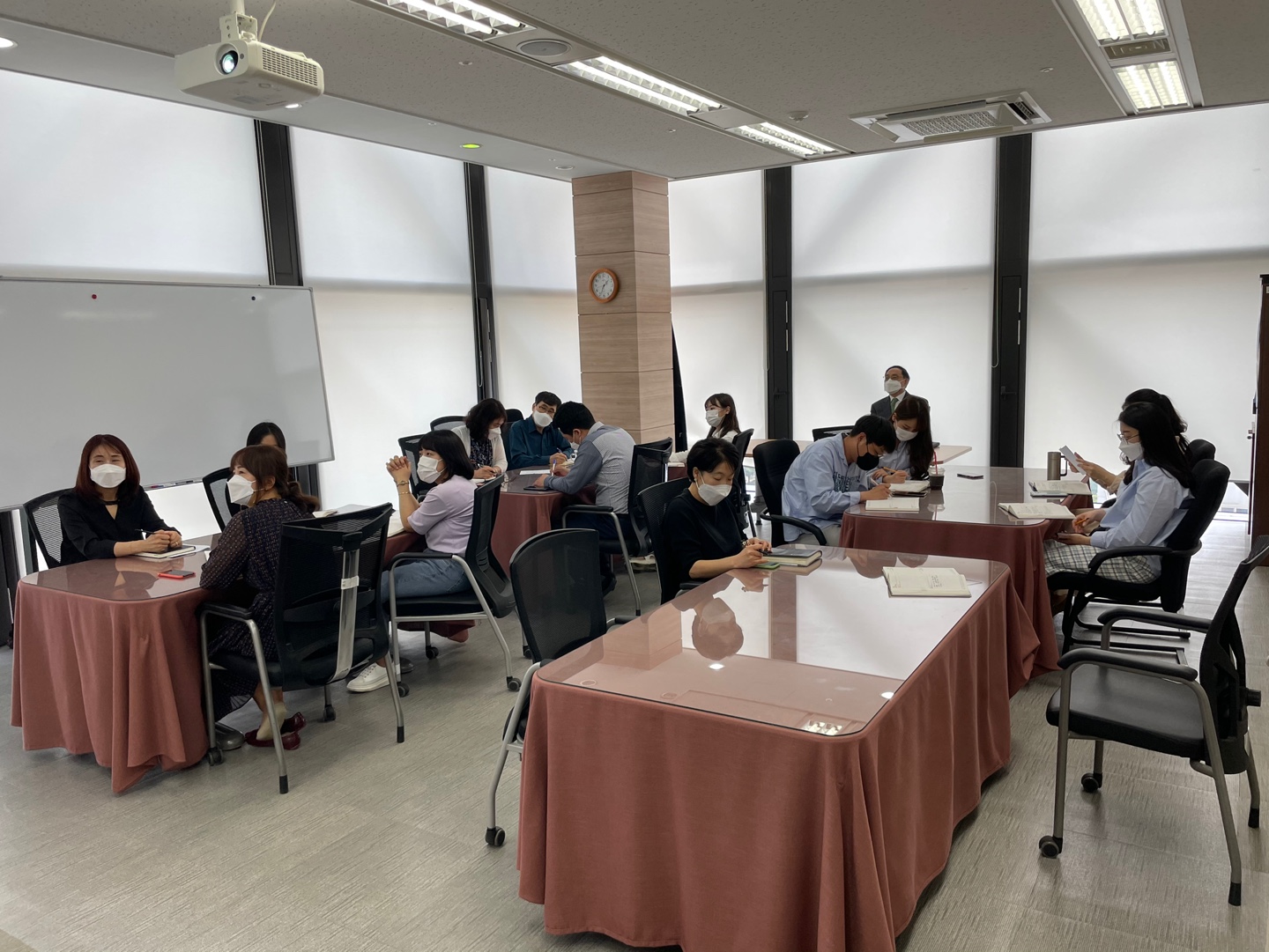 5월 직장교육 개최(직장내 괴롭힘) 1